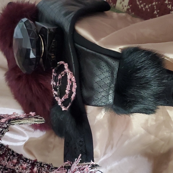 SALE 🎉Host Pick🎉 LUXURY 8 PC OUTFIT. See Listing for shop contributors! - Picture 11 of 17